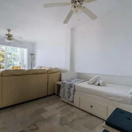 Apartment, Costa